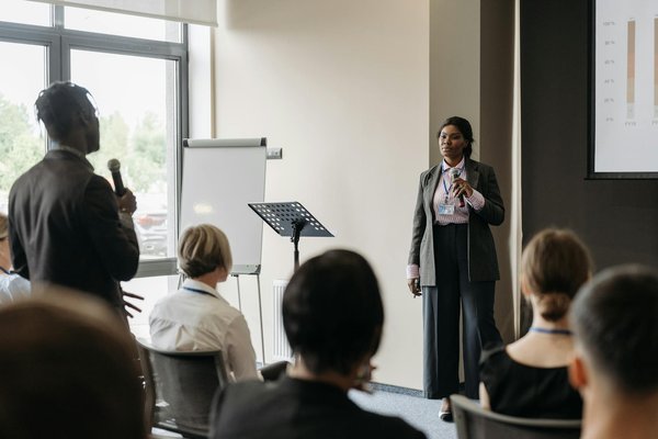 Avocat en licenciement à versailles : vos droits protégés efficacement